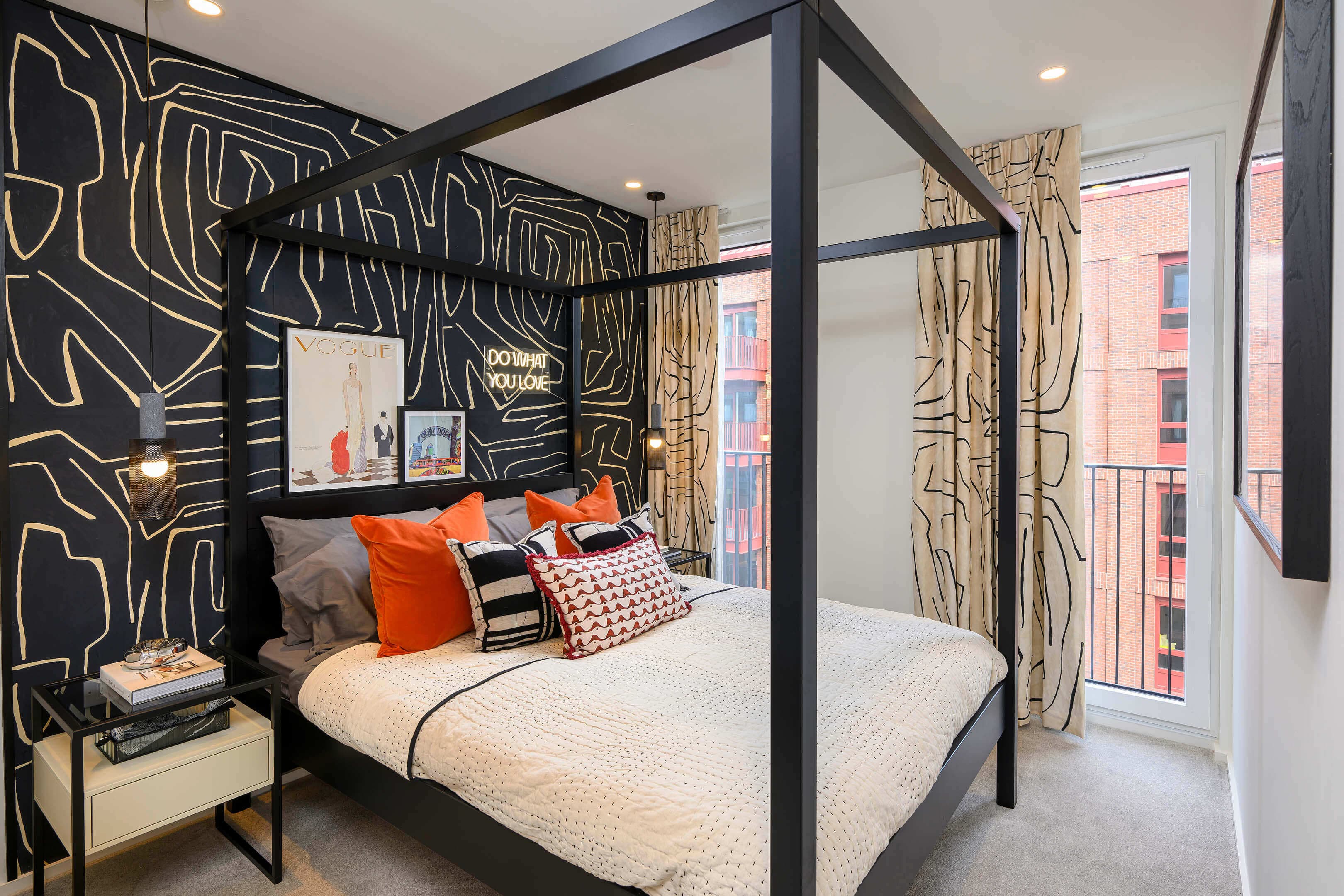 Heron Wharf, London